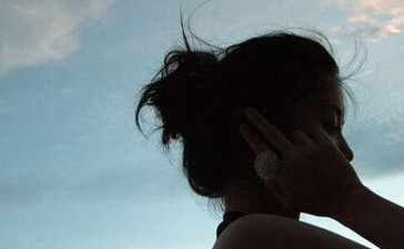 伤感的说说图片:总有个名字能让你嘴角上翘再眼泪下掉 伤感的说说图片:总有个名字能让你嘴角上翘再眼泪下掉