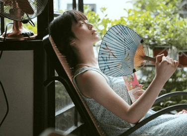 2018年适合朋友圈的说说图片大全！