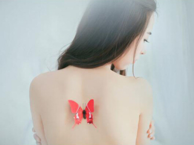 伤感说说看完哭了 伤感说说看完哭了