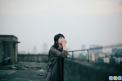 精选英文短句配图：世间繁华，独爱此间清欢10